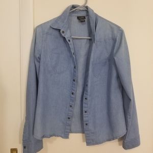RUE 21 Blue button up